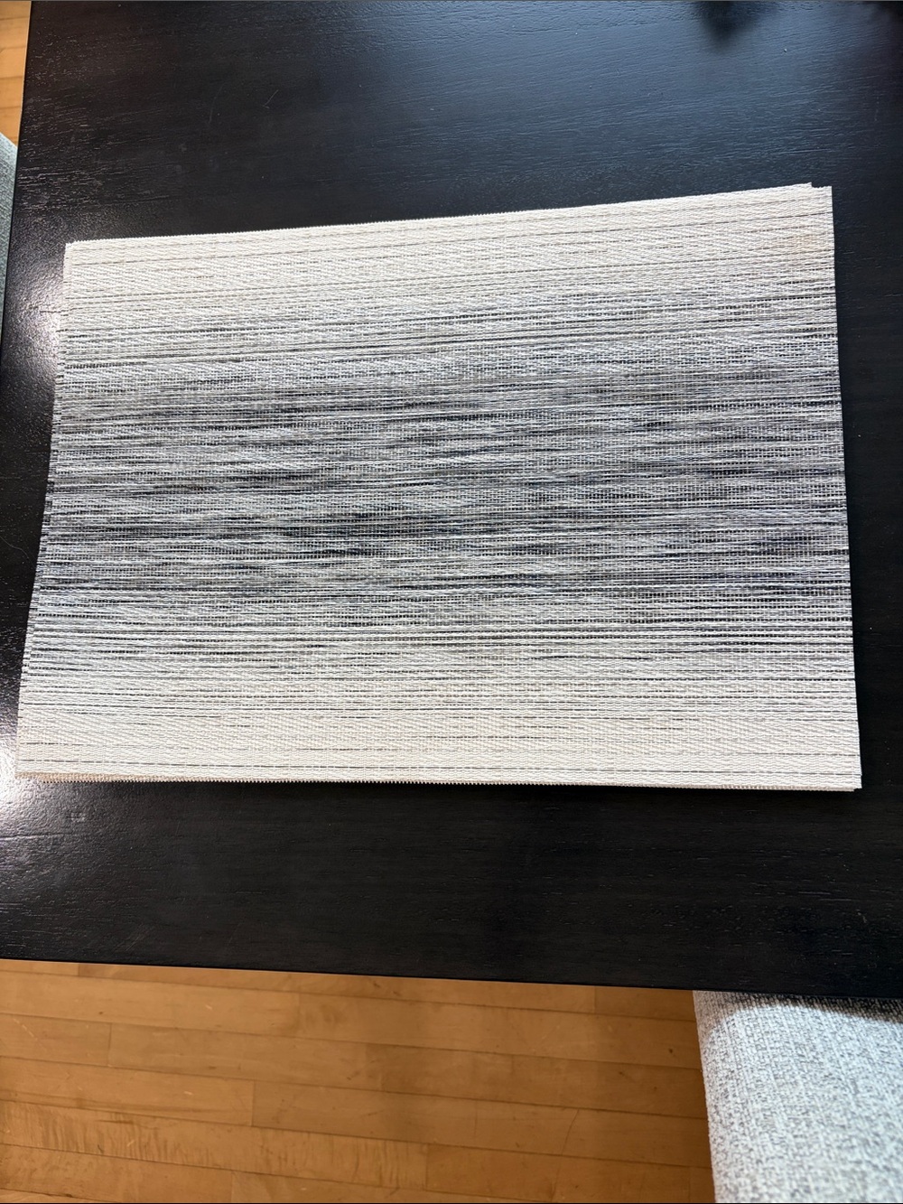 Neutral Placemats x 6 - Light Gray and Cream 13”x18”